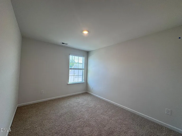 200 Canopy Dr — Photo 13