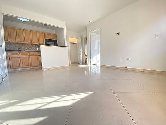2nd image of 86-25 116th St #2