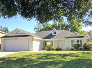 33741 Secret Hill Dr, Leesburg, FL 34788