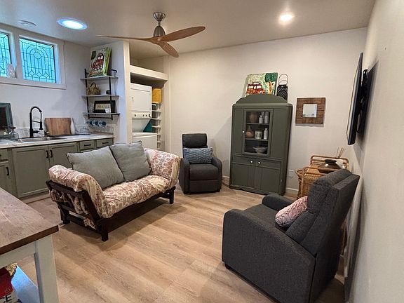 2nd image of 753 Woodland Ave
