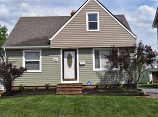 5167 Thomas St, Maple Heights, OH 44137