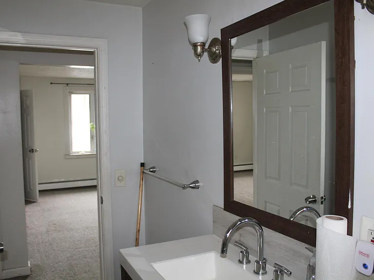 243 Robeson St #6 — Photo 10