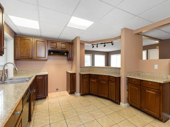 2252 Table Rock Rd Spc 93, Medford, OR 97501