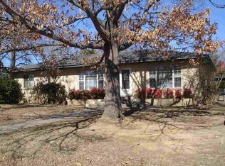212 S 3rd St, Glenwood, AR 71943