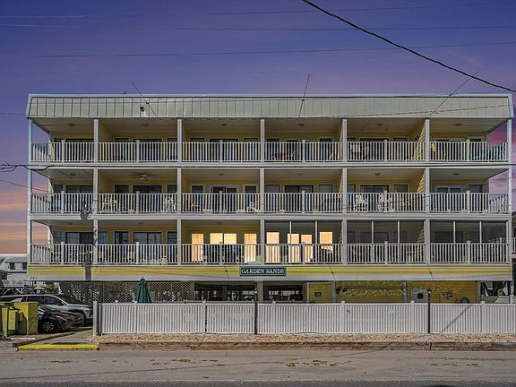 2nd image of 301 N Waccamaw Dr. #106