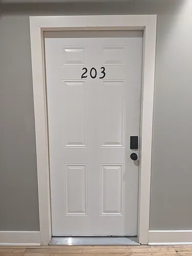 811 Broadway St #203 Photo 1