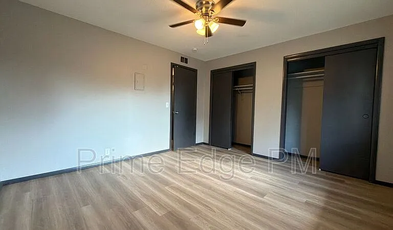 4520 Calvert St #5 — Photo 14