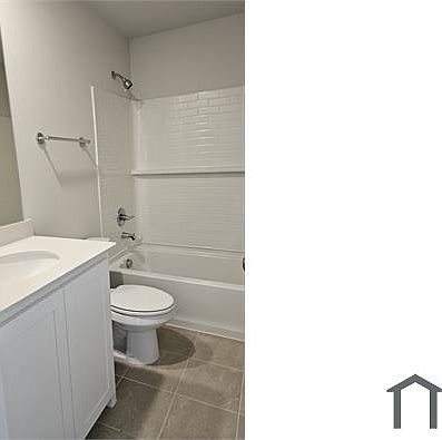 5th image of 1912 Saint James Pl