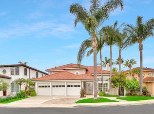 27 Harbor Pointe Dr, Corona Del Mar, CA 92625