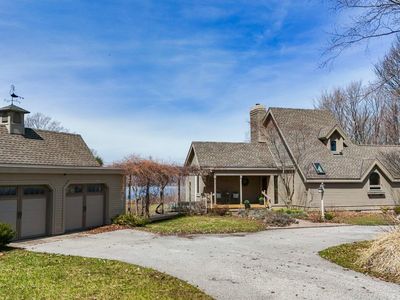 470 S Donnybrook Rd, Suttons Bay, MI, 49682