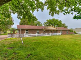 2549 Oak Ridge Dr, Harrah, OK 73045