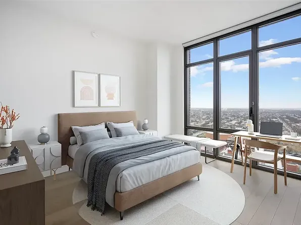 92-27 160th Street image 2 of 39