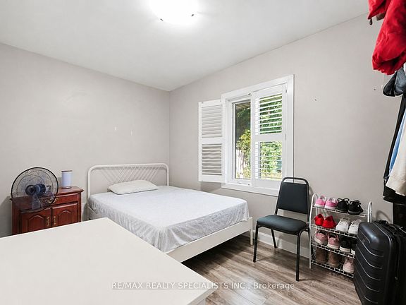 2nd image of 337 Broadway St