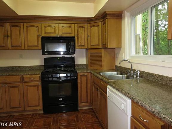 2nd image of 7837 Winona Ct