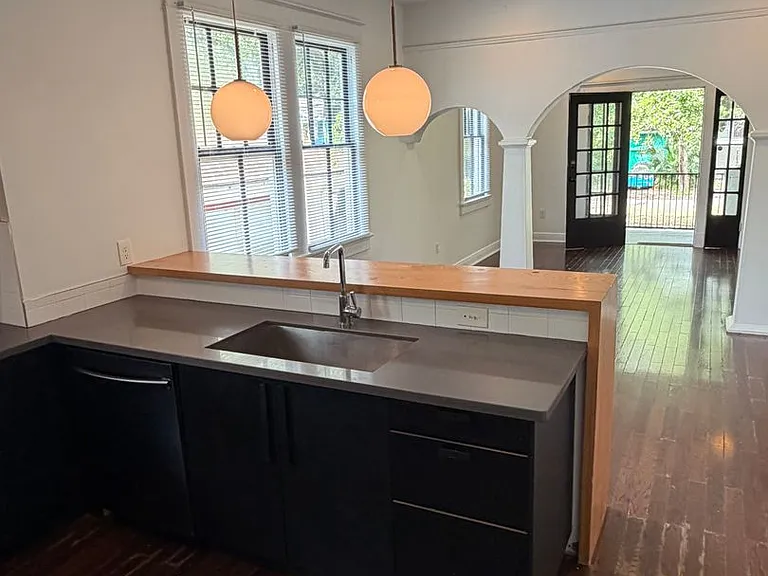 1233 Poland Ave — Photo 7