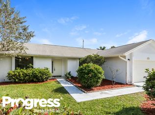222 Parkwood Dr S, Royal Palm Beach, FL 33411