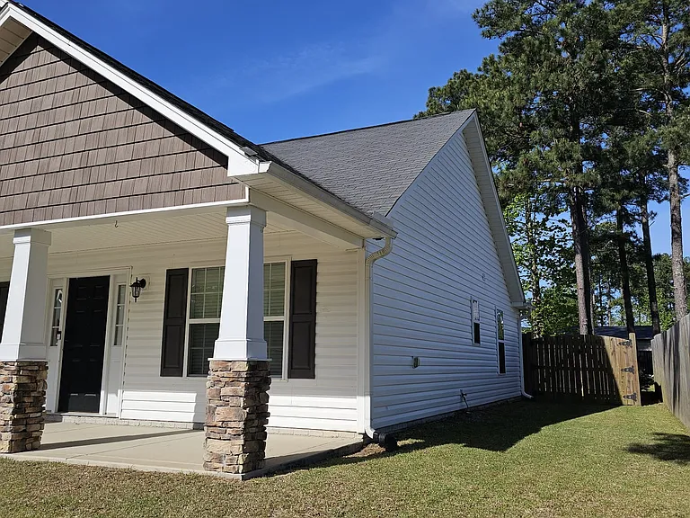 4652 Cedar Pass Dr — Photo 3