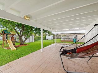 6541 SW 38th St, Miami, FL 33155