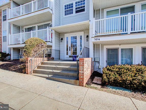 5th image of 504 Philmont Dr APT 4