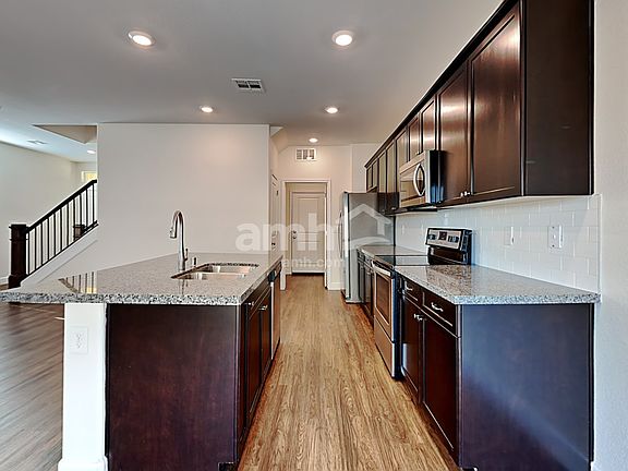 3rd image of 9288 Baylee Bay Ct