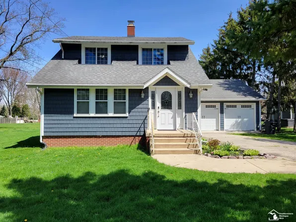 7954 Forrestway Dr, Monroe, MI 48161