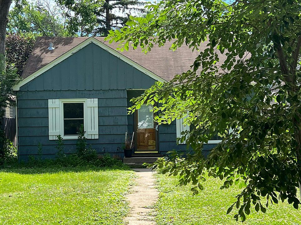 1st image of 3149 Nevada Ave S