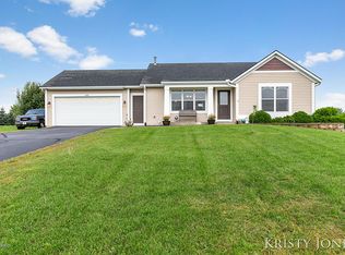 3459 Lone Oak Ln, Dorr, MI 49323