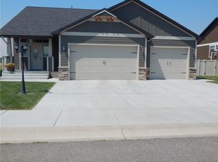 2506 Meadow Creek Dr, Billings, MT 59105