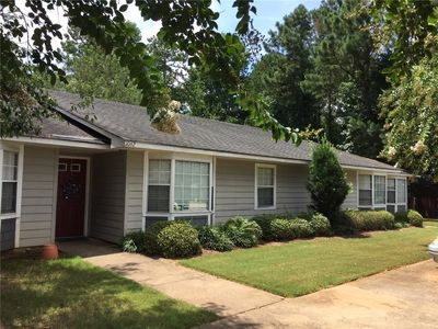 1060/62 Northpointe Cir, Auburn, AL, 36832