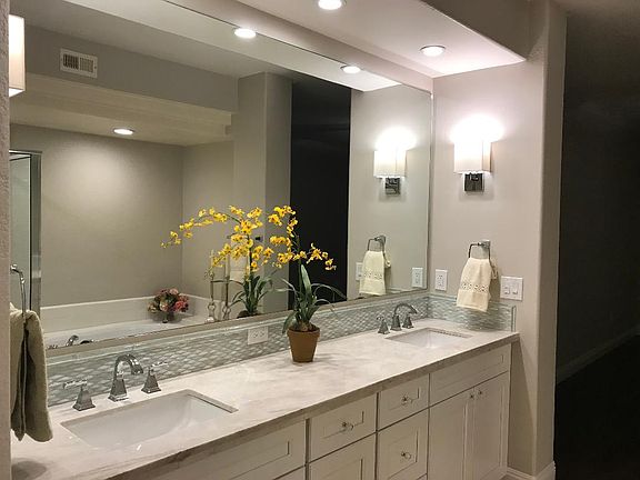 Master vanity