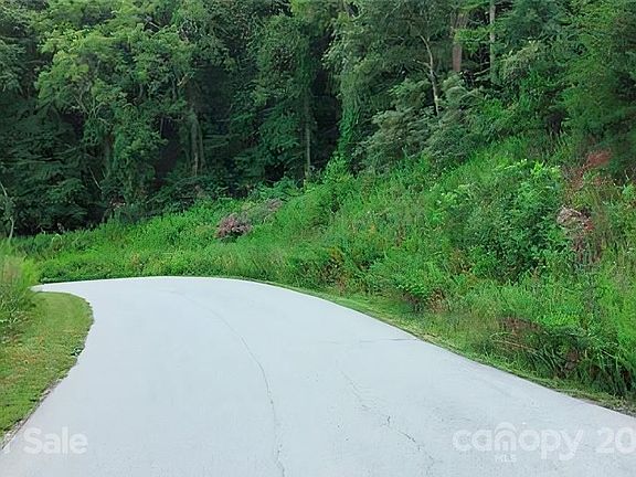 3rd image of 75 Mountain Magnolia Dr