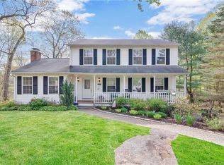 31 Meghan Ln, Shelton, CT 06484
