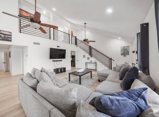 8007 Beluche Dr, Galveston, TX 77551