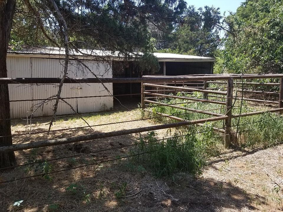 2nd image of 18195 County Road 1070