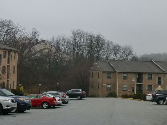 5th image of 3207 Valley Dr