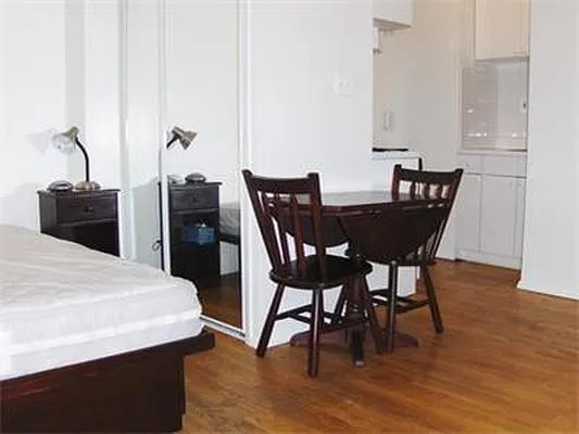 Rented by Living New York | media 33