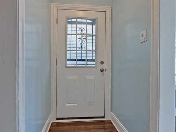 3rd image of 8013 S Woodlawn Ave
