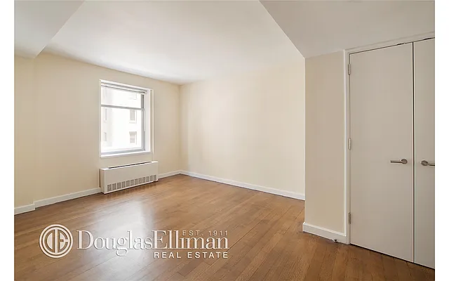 Rented by Douglas Elliman | media 18