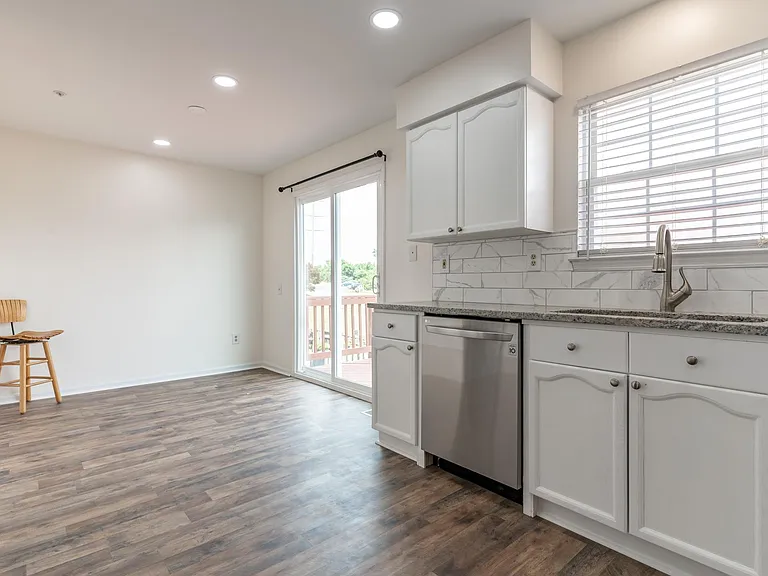 5601 Ashburn Ter — Photo 18