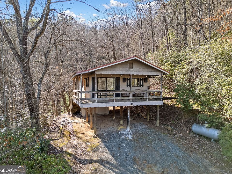 1st image of 338 Canter Ct