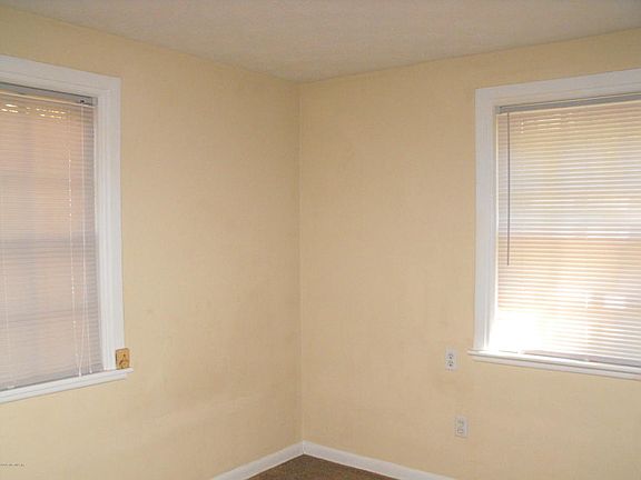 4th image of 1811 Willow Branch Ter APT 1