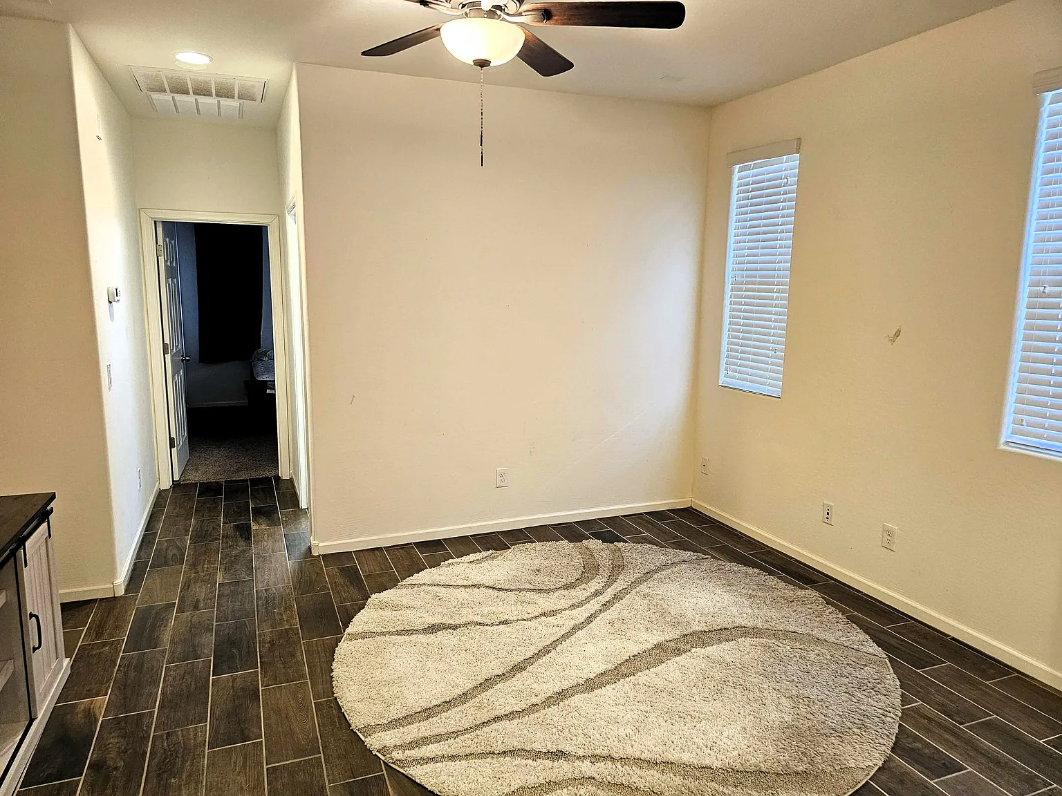 1 bed, 520 sqft, $1,250 — Photo 4