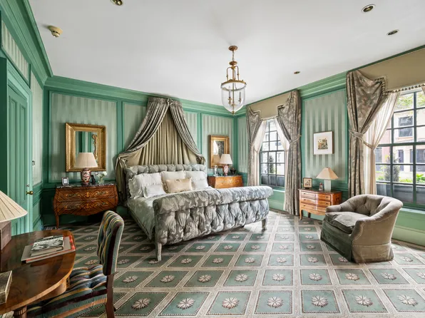 163 East 64th Street image 23 of 33