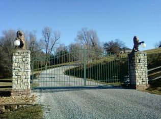 180 Castlegate Dr, Ozark, MO 65721