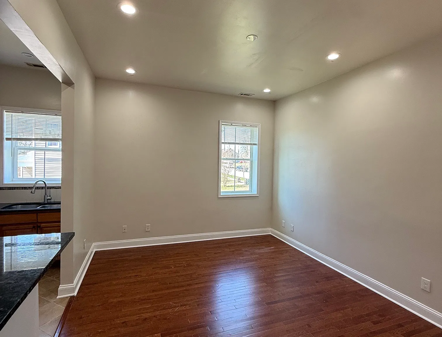 2 bed, $1,600 — Photo 3