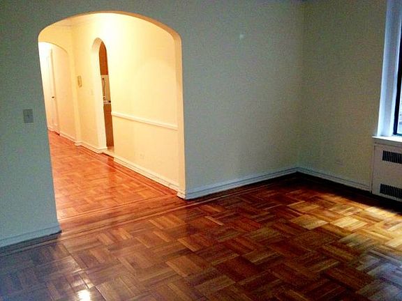 3rd image of 4129 41st St APT 3E