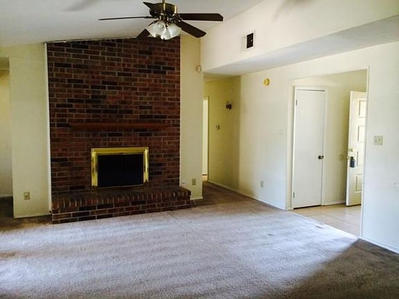 3rd image of 4336 Ireland Dr
