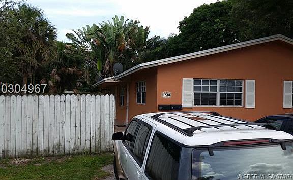 3rd image of 1540 SW 20th St #1