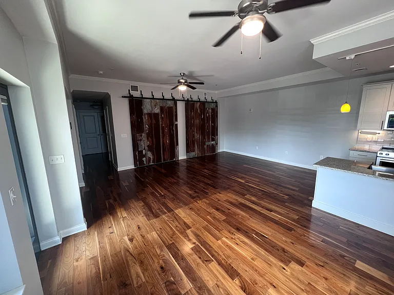 115 Willow Ave #203 — Photo 7