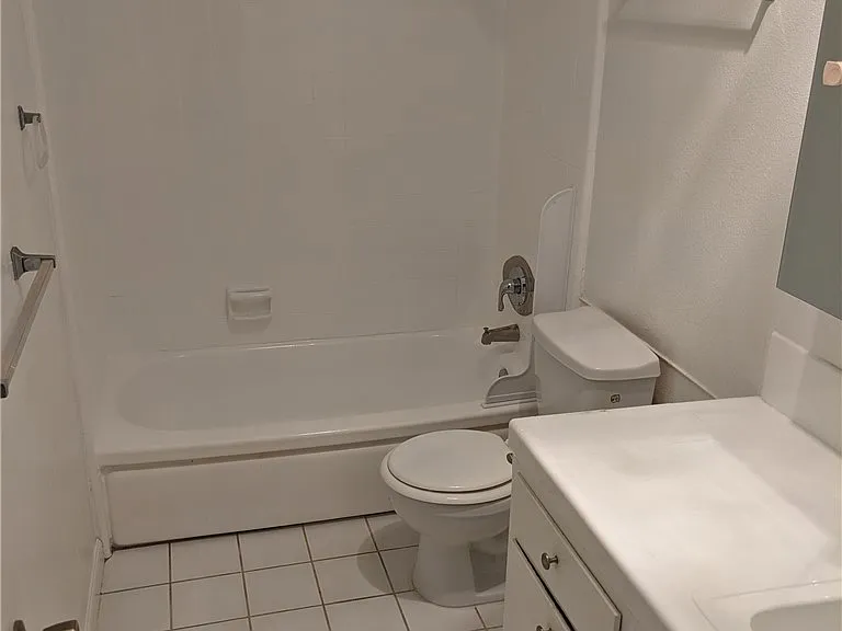 2758 Orange Ave #10 — Photo 15